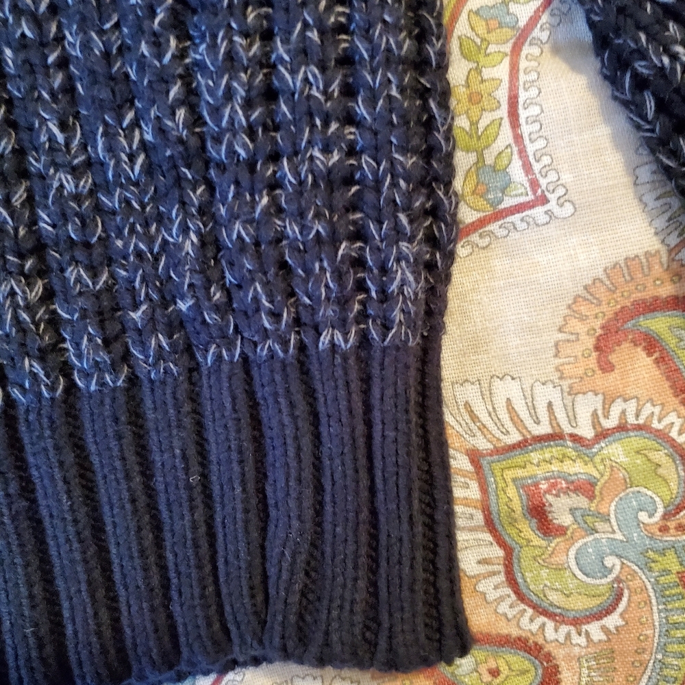 Express Sweater. - Picture 4 of 7